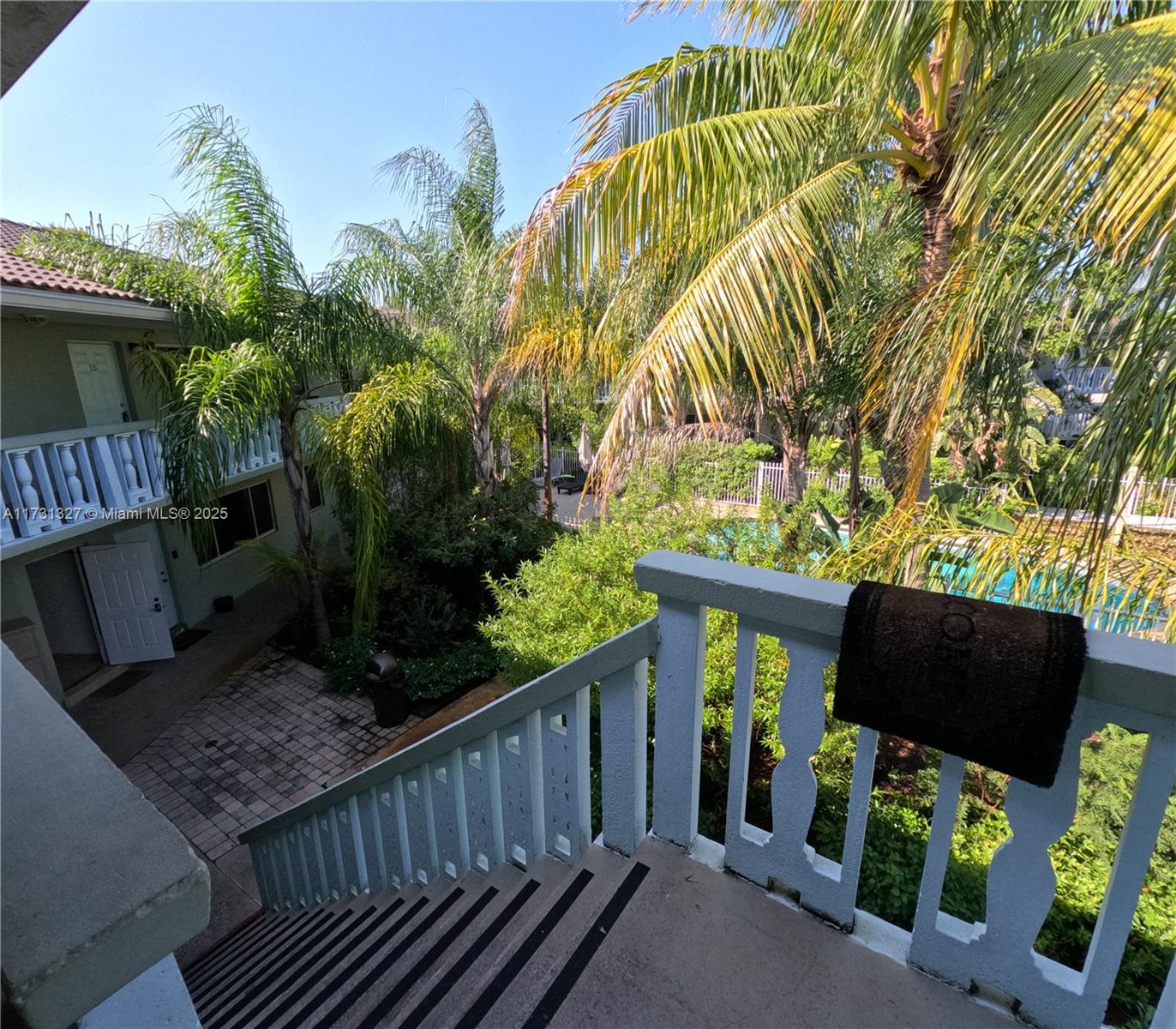 1423 Holly Heights Dr #15, Fort Lauderdale, Florida image 3