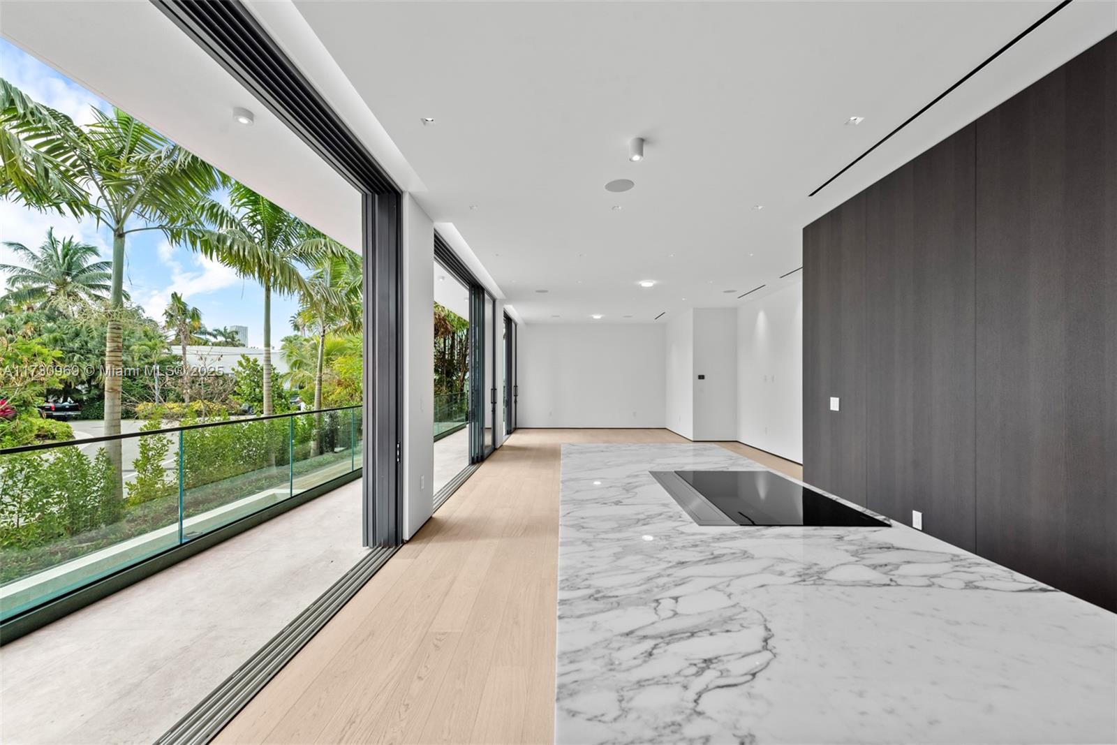 291 Palm Ave, Miami Beach, Florida image 12