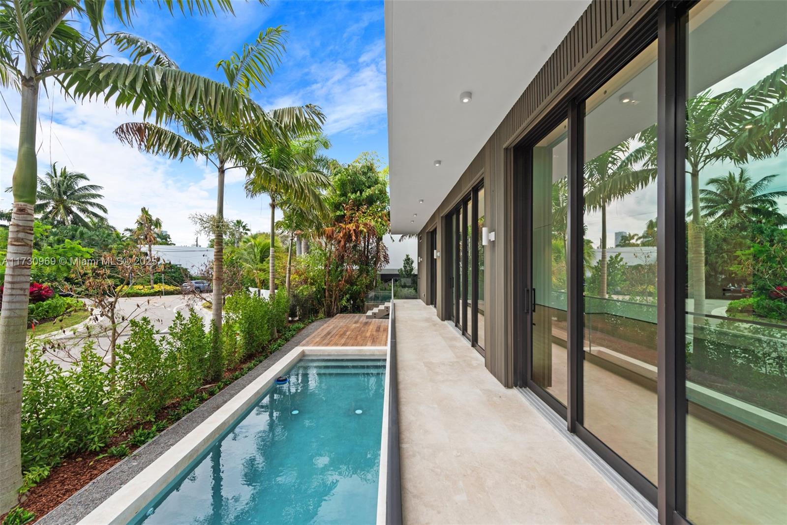 291 Palm Ave, Miami Beach, Florida image 24