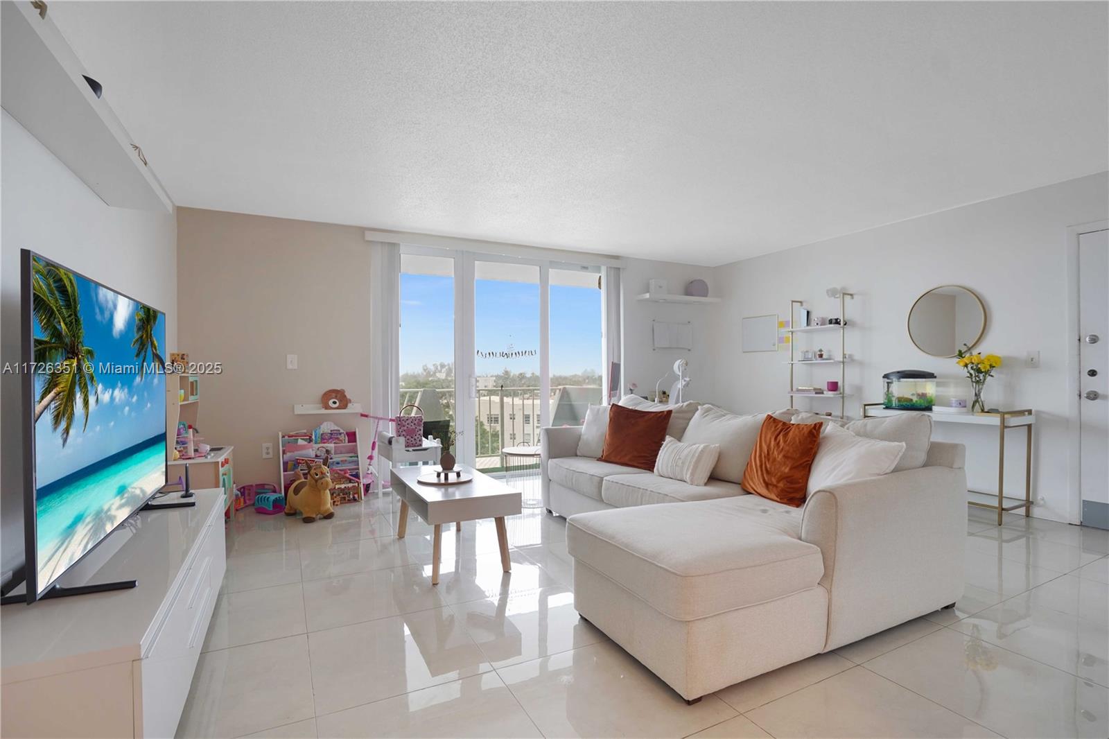 7133 Bay Dr #601, Miami Beach, Florida image 4