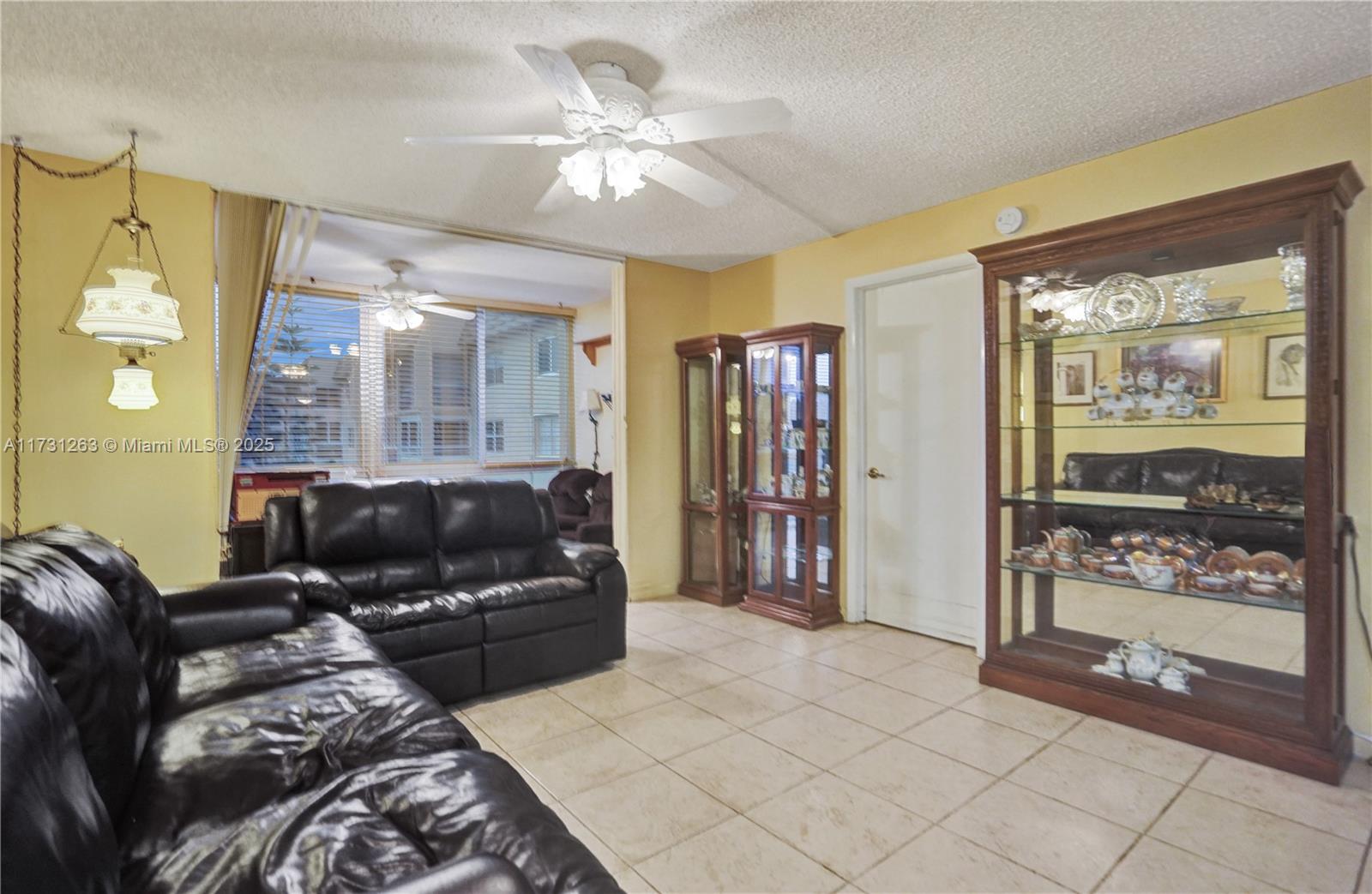 9261 Sunrise Lakes Blvd #212, Sunrise, Florida image 3