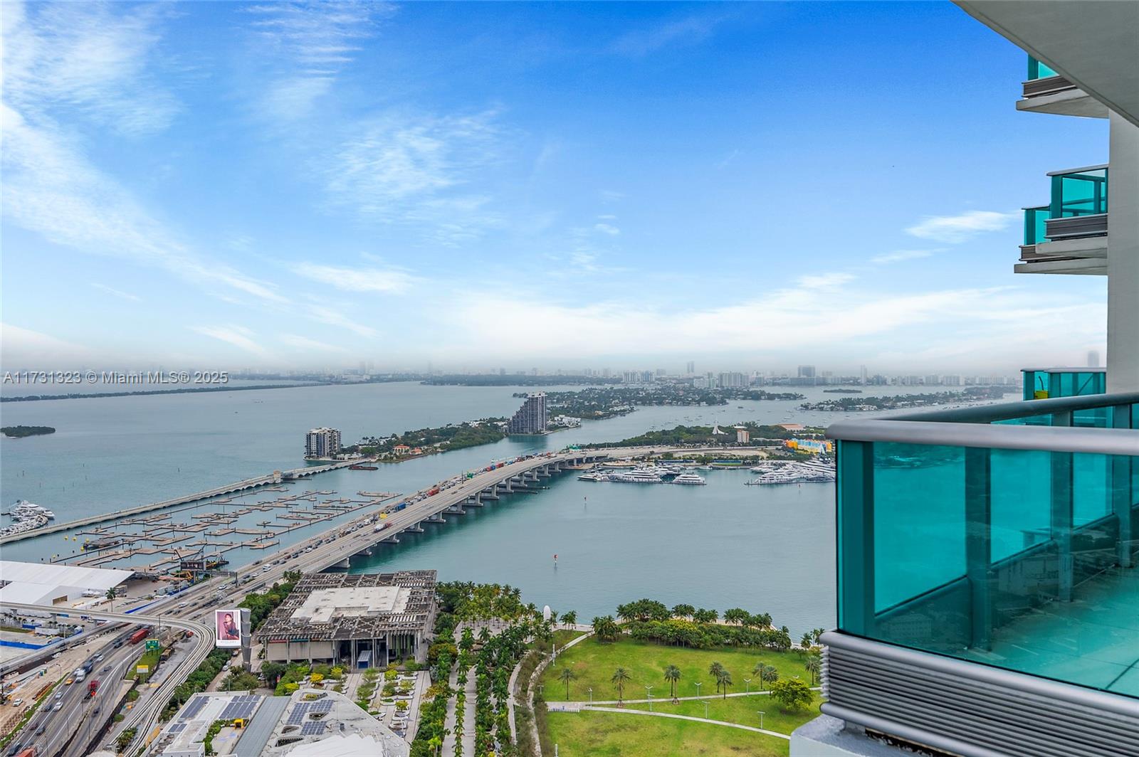 Apartamento à Venda em Miami, FL