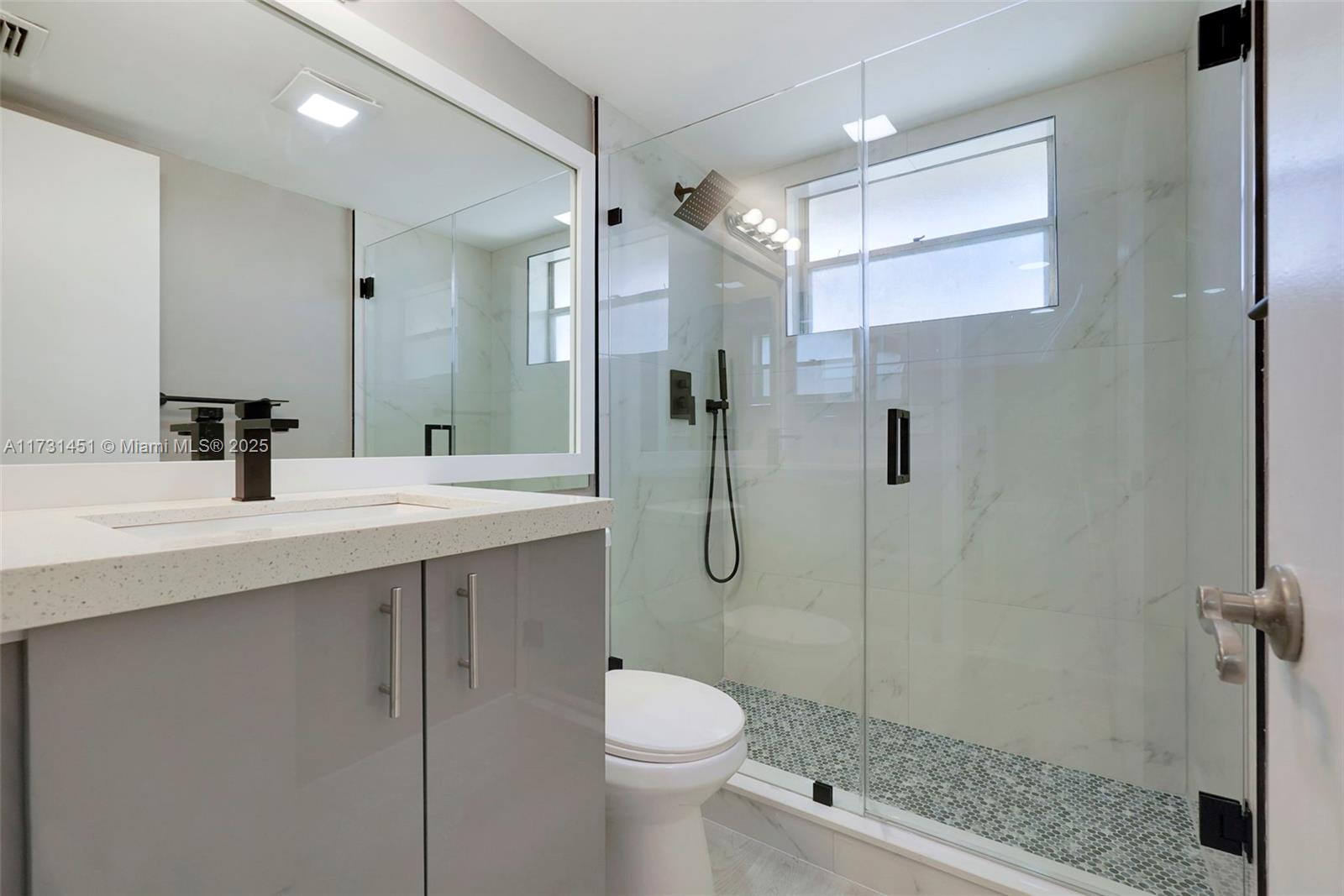 9849 Three Lakes Cir #1H, Boca Raton, Florida image 12