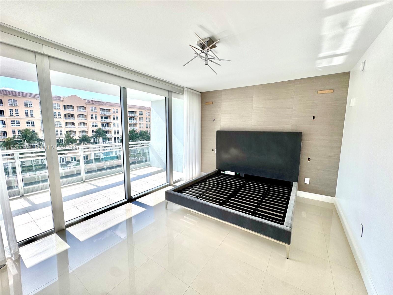 2950 NE 188th St #324, Aventura FL 33180
