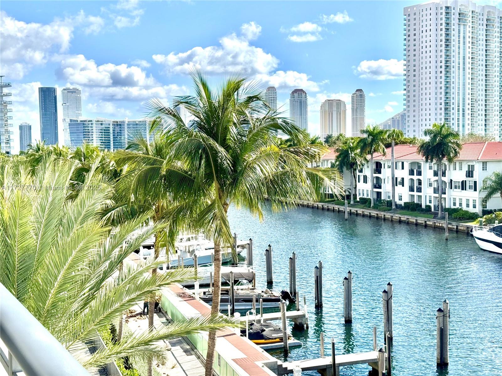2950 NE 188th St #324, Aventura FL 33180