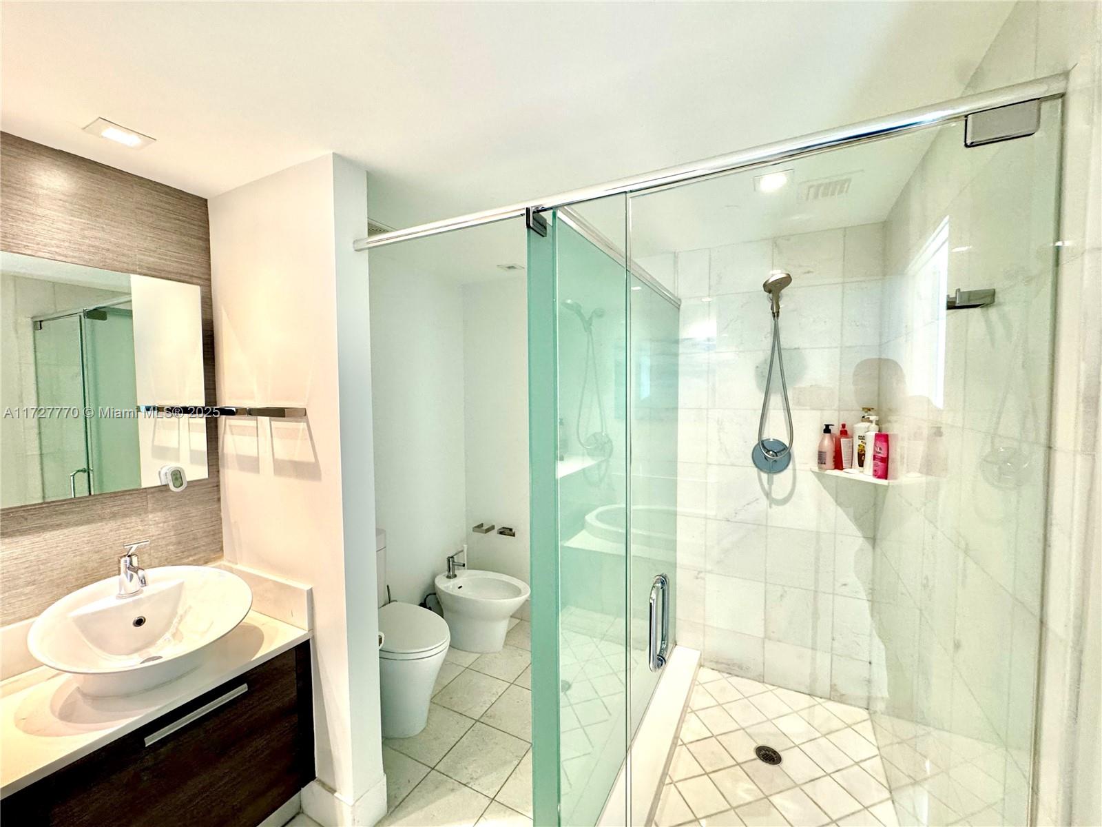 2950 NE 188th St #324, Aventura FL 33180