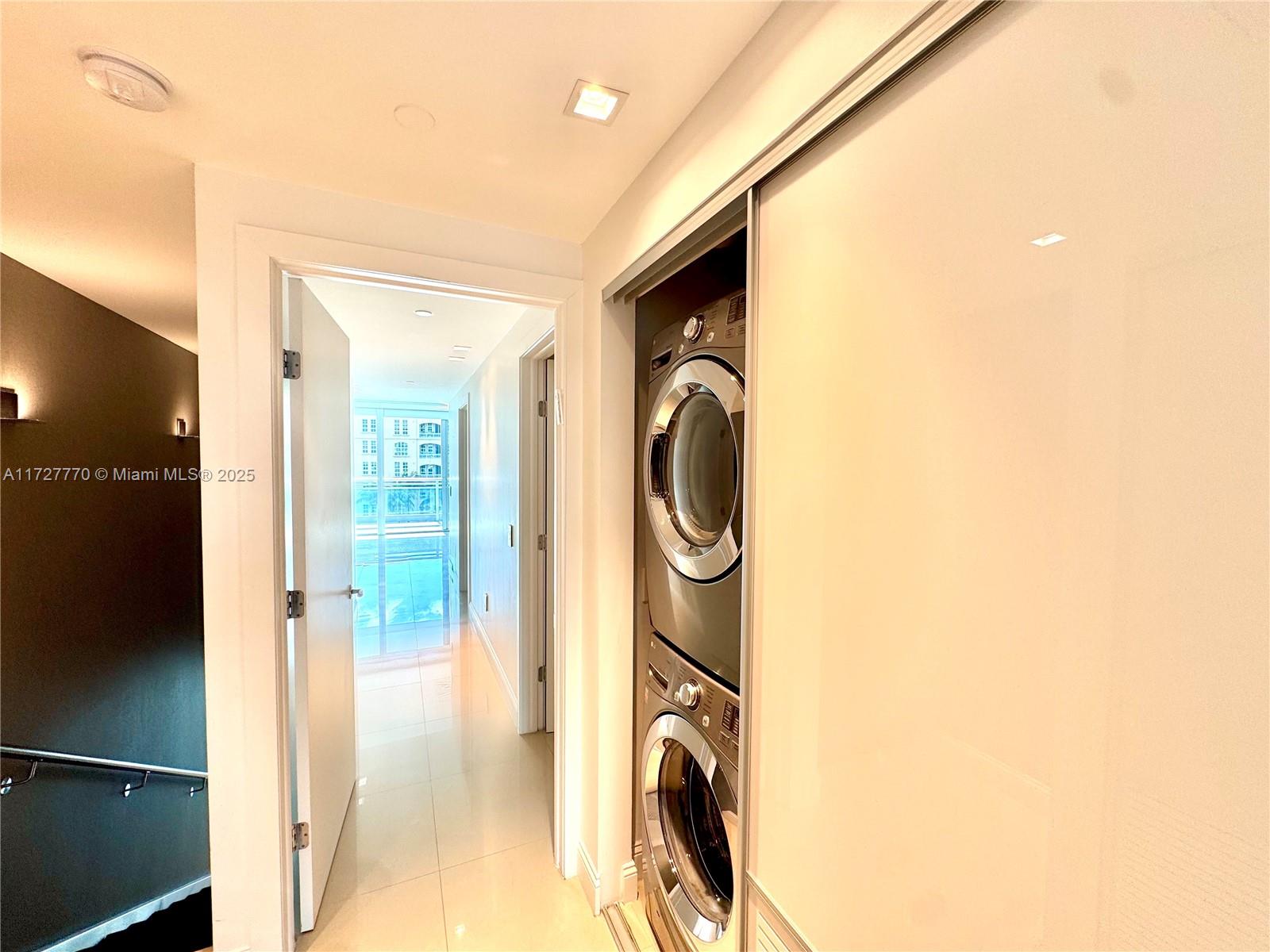 2950 NE 188th St #324, Aventura FL 33180