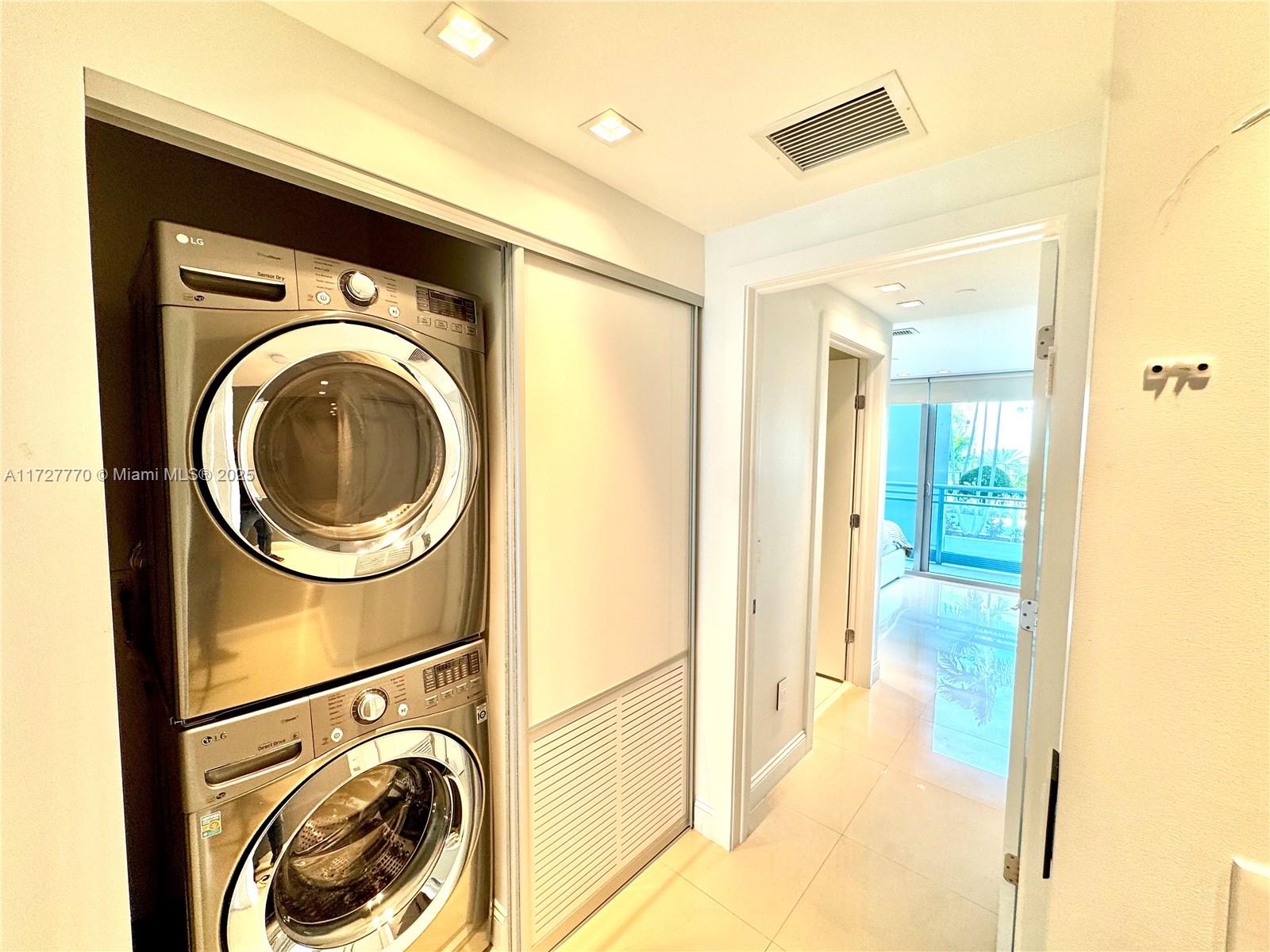 2950 NE 188th St #324, Aventura FL 33180
