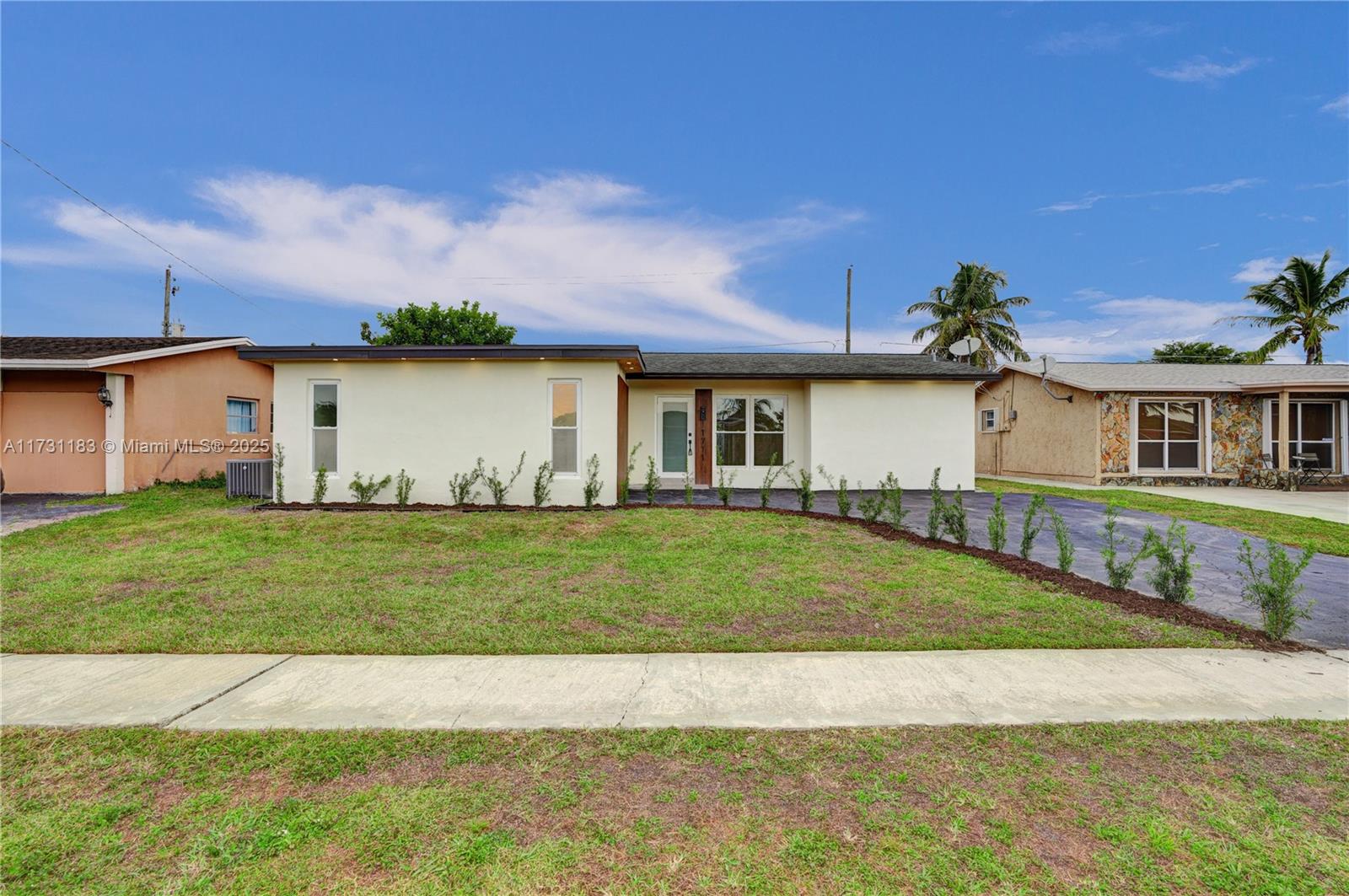 11711 NW 32nd Mnr, Sunrise, Florida image 4