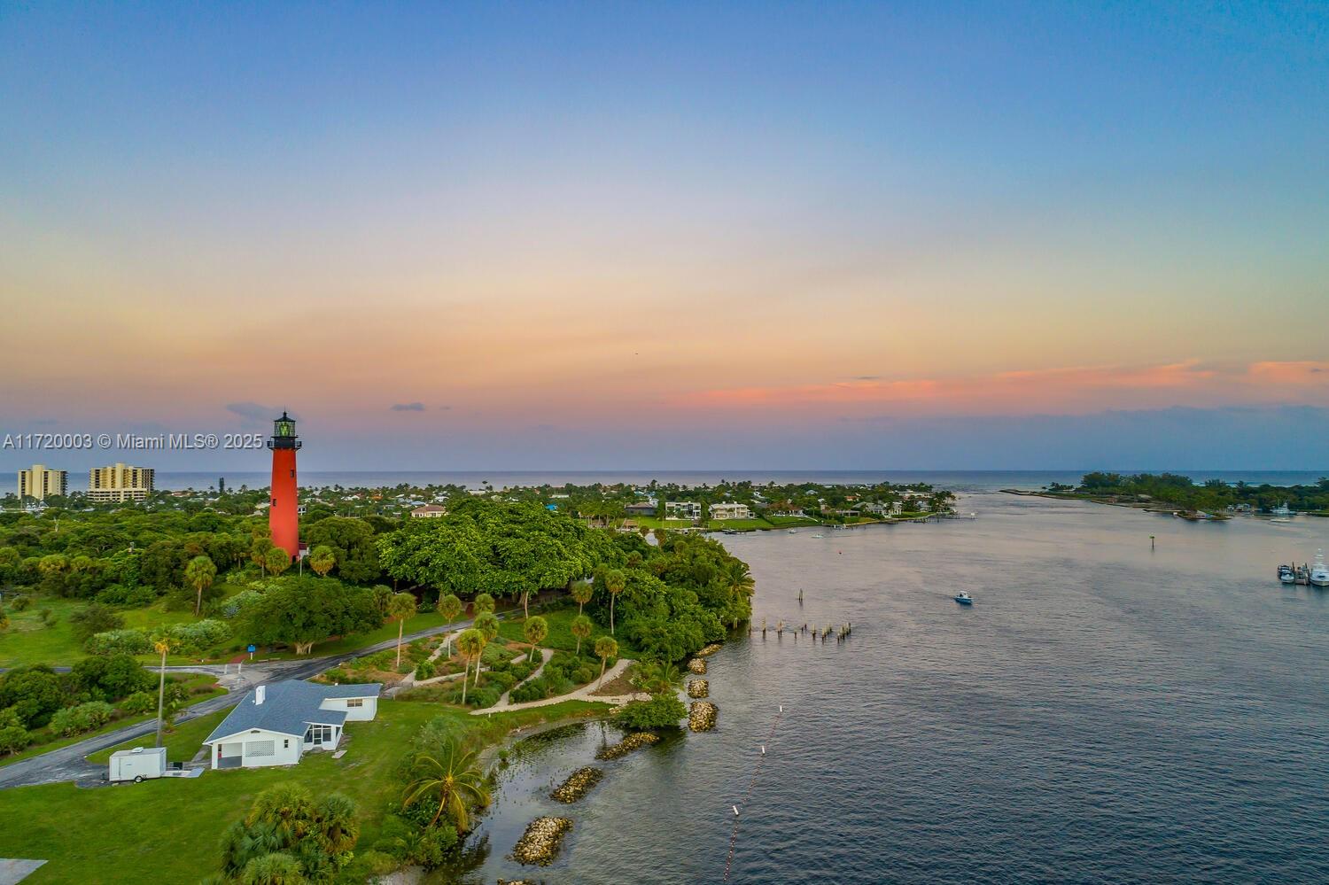 Residential, Jupiter, Florida image 21