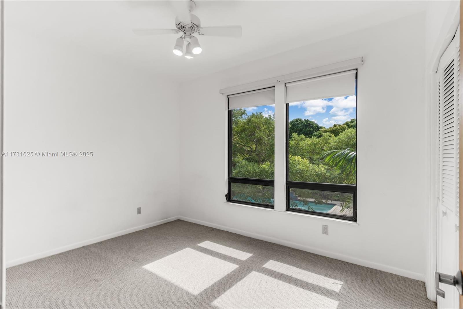 19255 SW 260th St, Homestead, Florida image 32