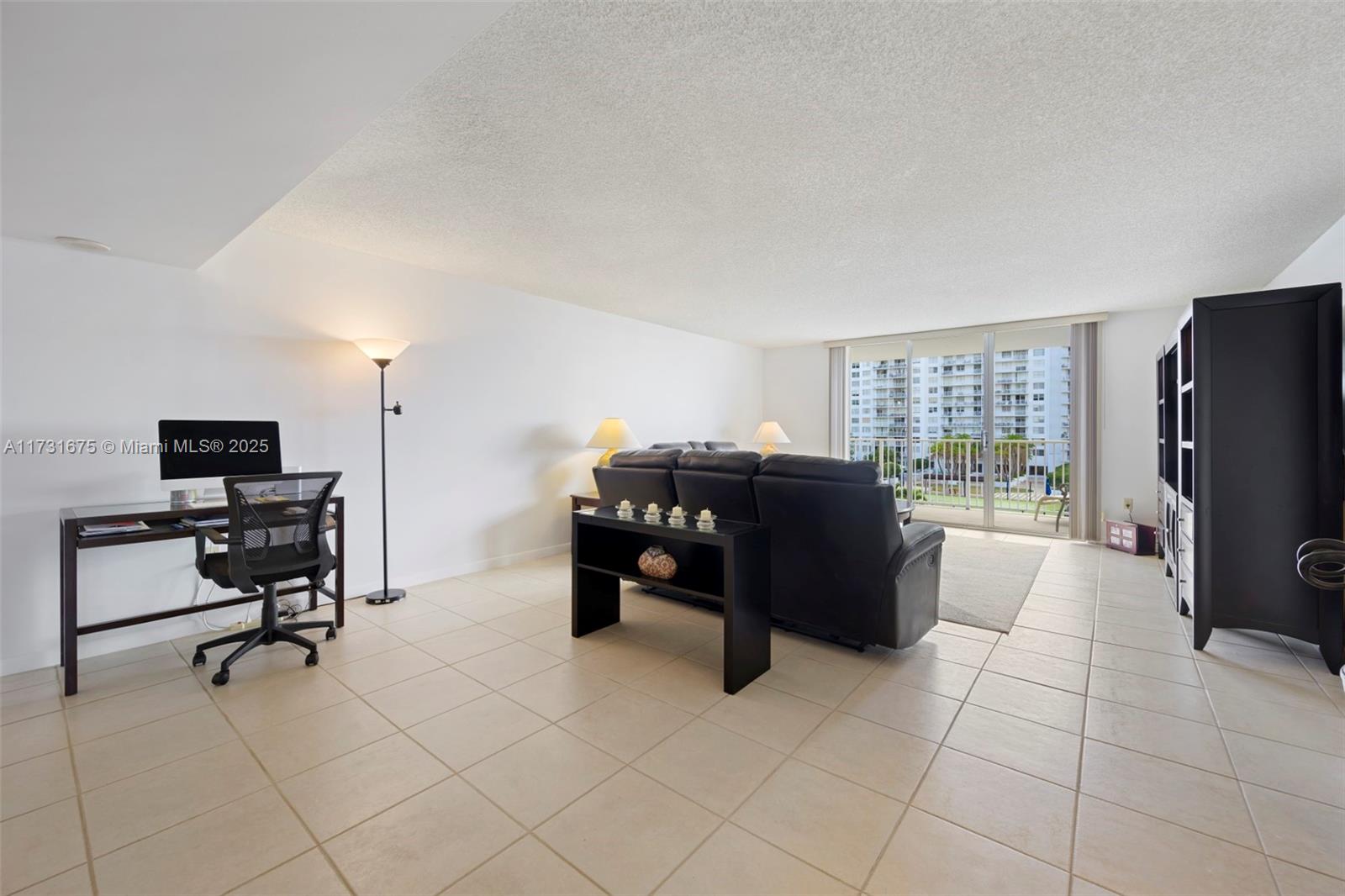 2851 NE 183rd St #502E, Aventura, Florida image 12