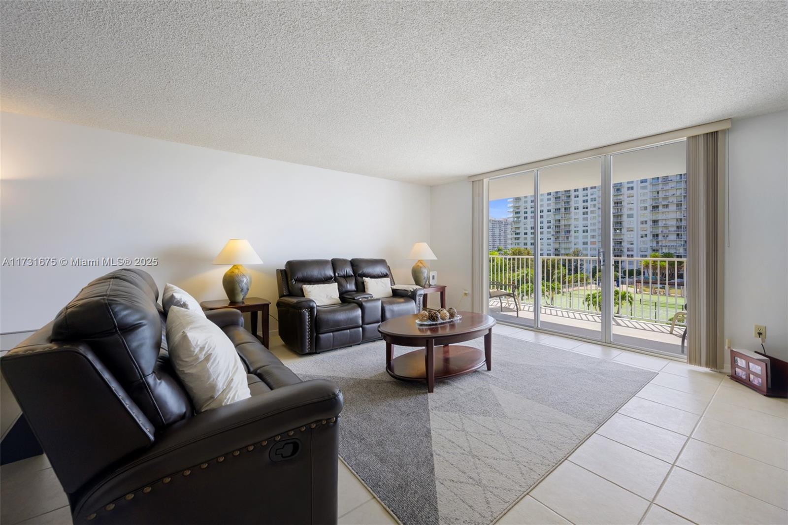 2851 NE 183rd St #502E, Aventura, Florida image 14