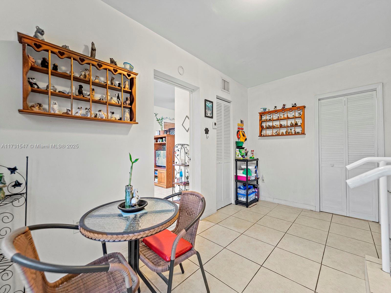 555 E 48th St, Hialeah, Florida image 21