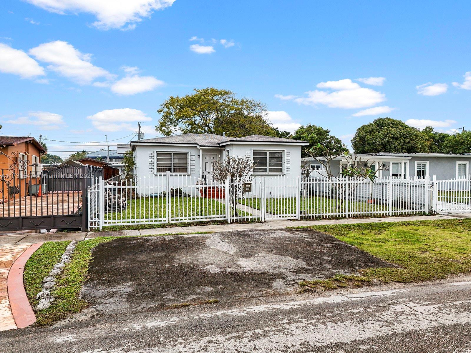 555 E 48th St, Hialeah, Florida image 3