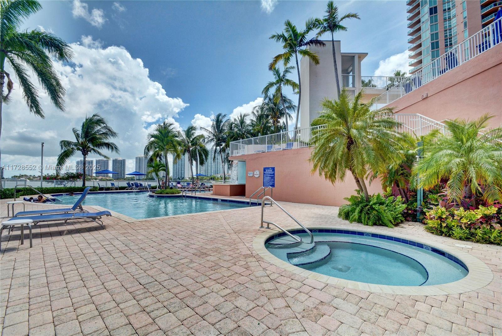 3370 Hidden Bay Dr #910, Aventura, Florida image 45