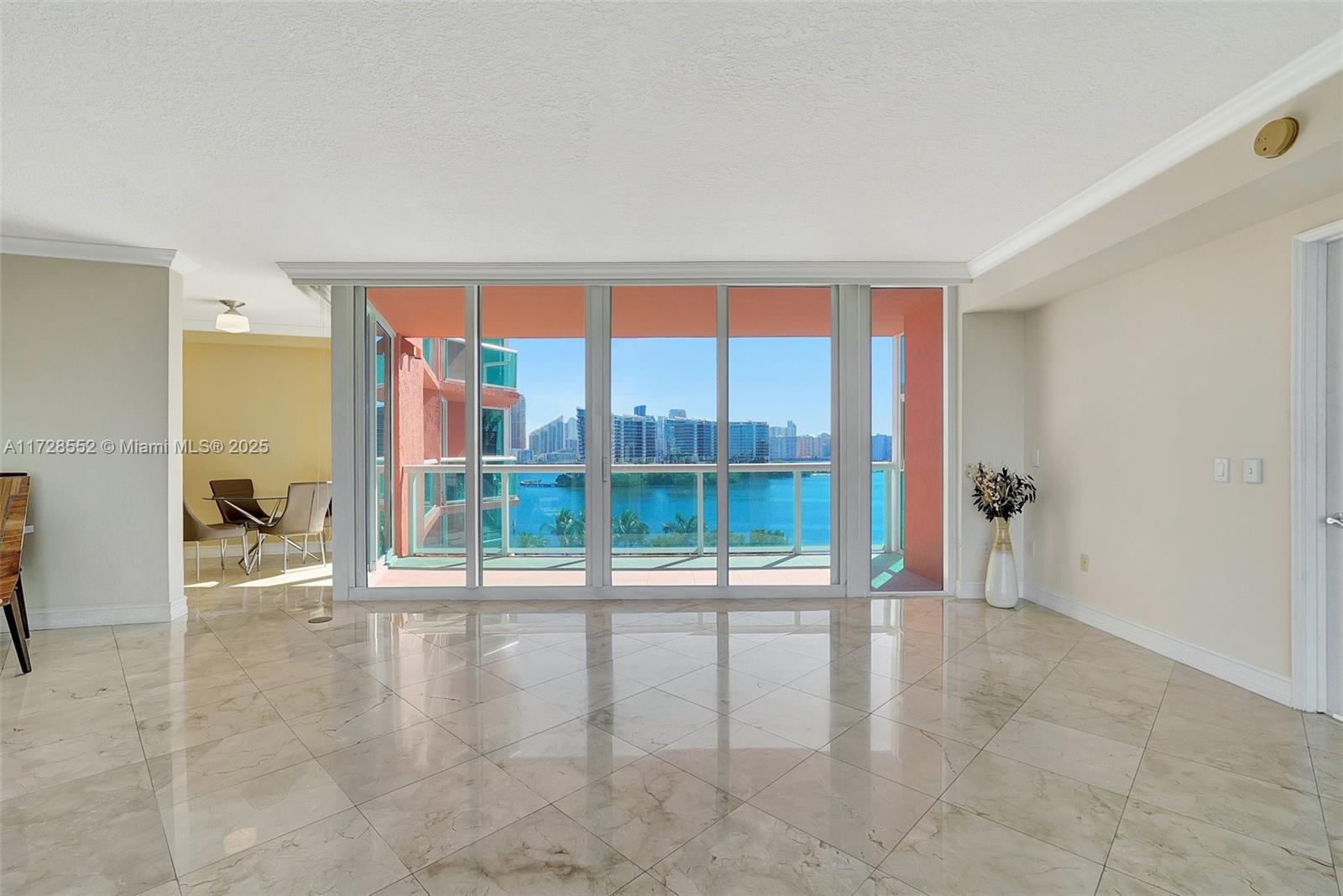 3370 Hidden Bay Dr #910, Aventura, Florida image 7