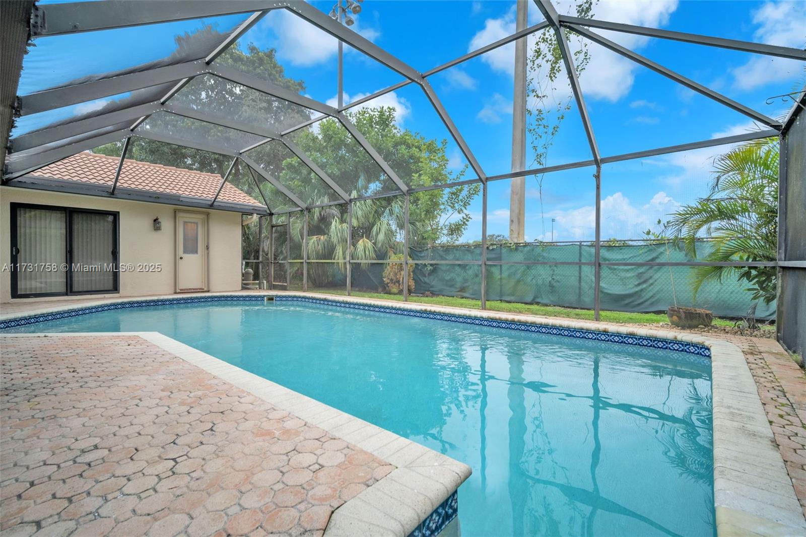 7006 NW 38th St, Coral Springs, Florida image 10