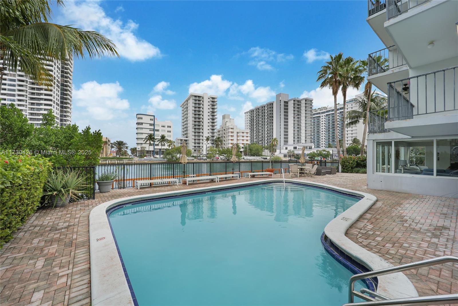 2455 Flamingo Dr #504, Miami Beach, Florida image 3