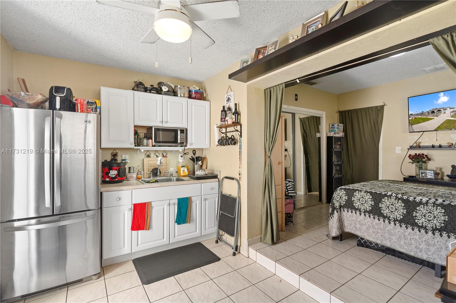 451 W 39th St, Hialeah, Florida image 40