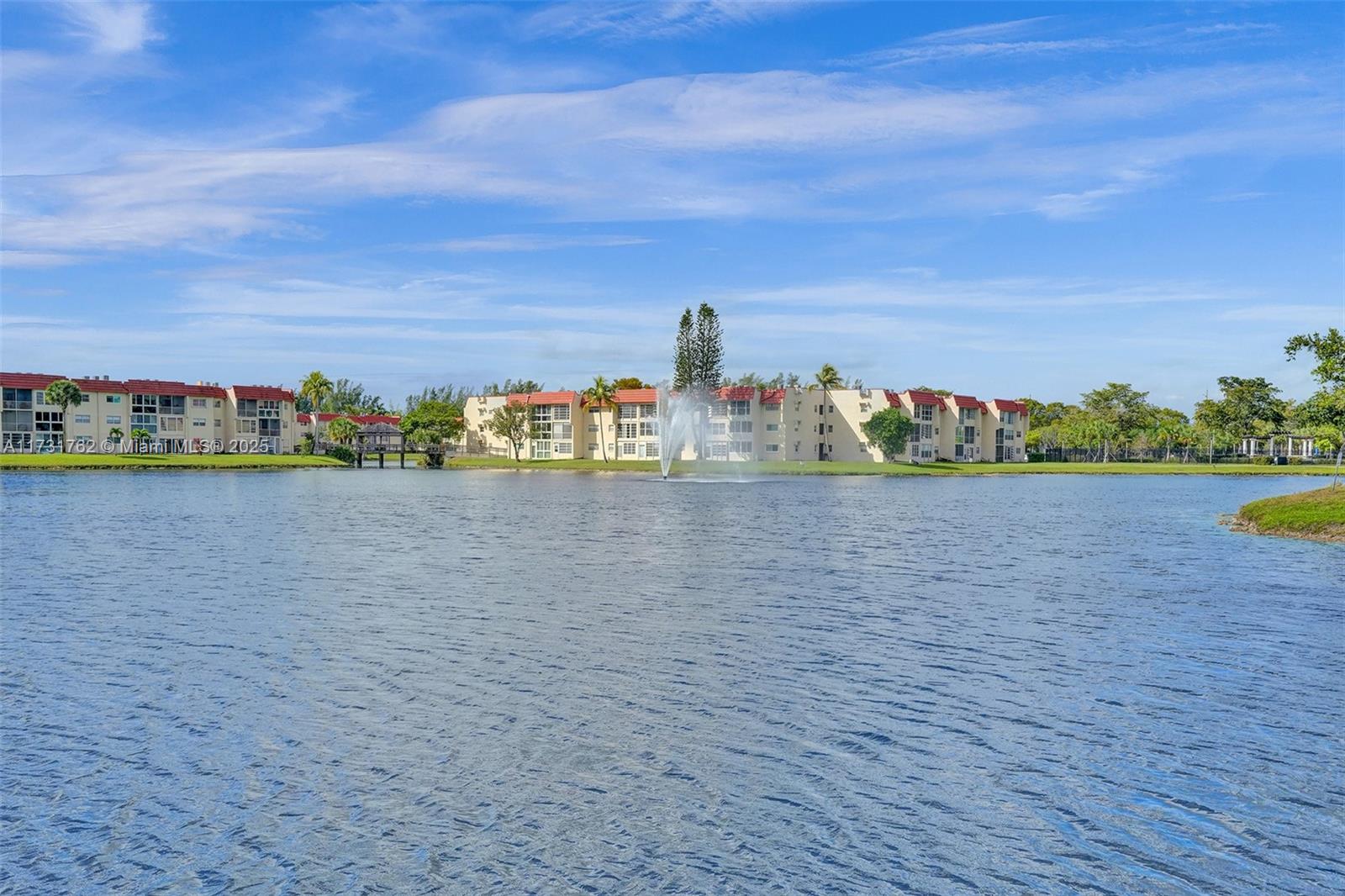 2850 W Sunrise Lakes Dr #106, Sunrise, Florida image 19