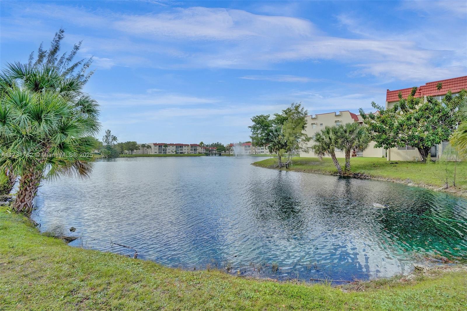 2850 W Sunrise Lakes Dr #106, Sunrise, Florida image 25