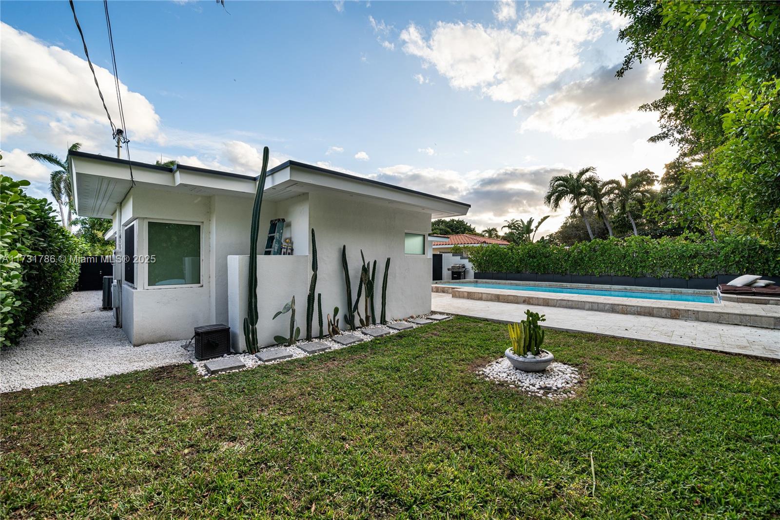 835 Fairway Dr, Miami Beach, Florida image 12