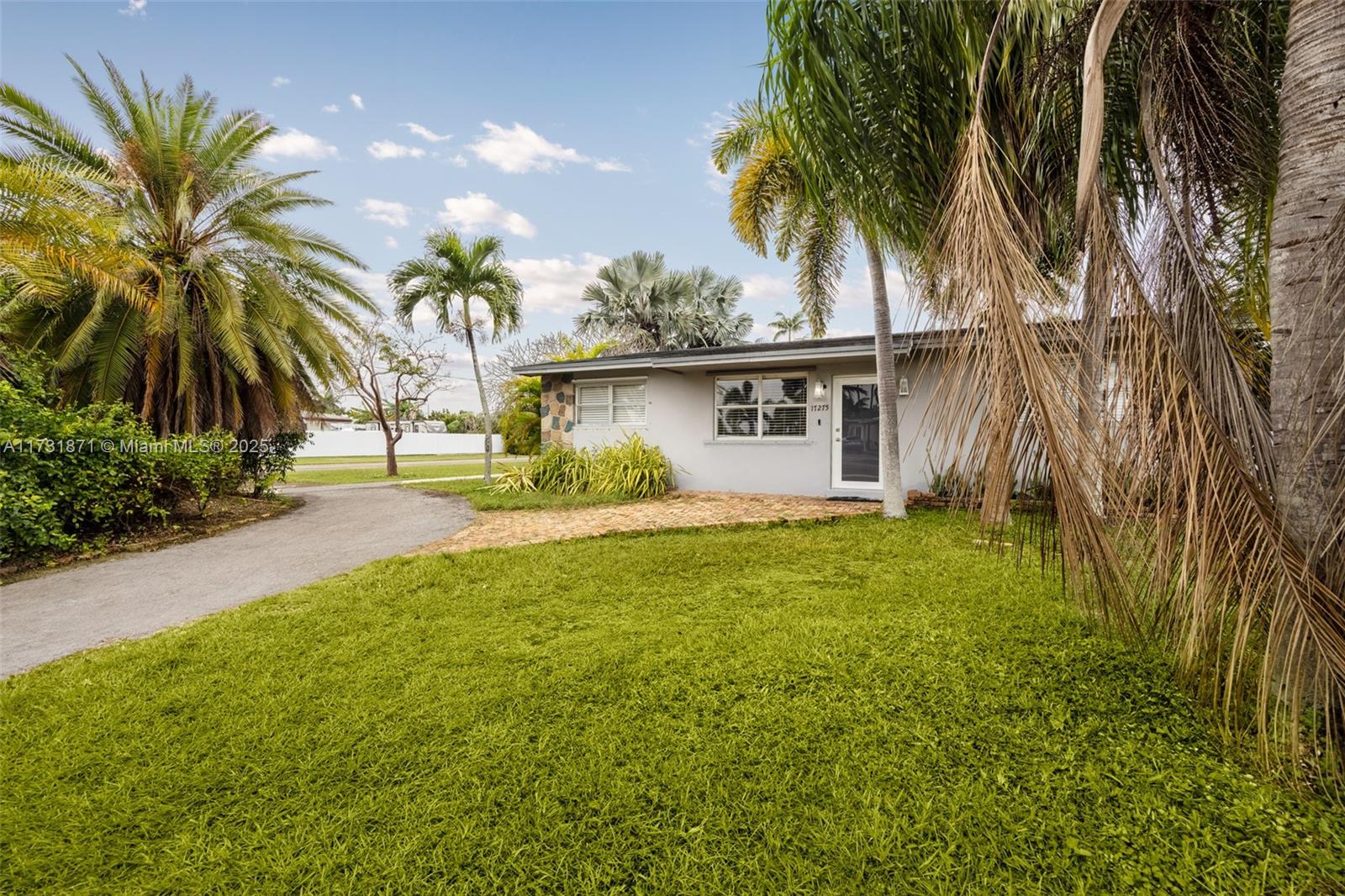 17275 SW 302nd St, Homestead, Florida image 4