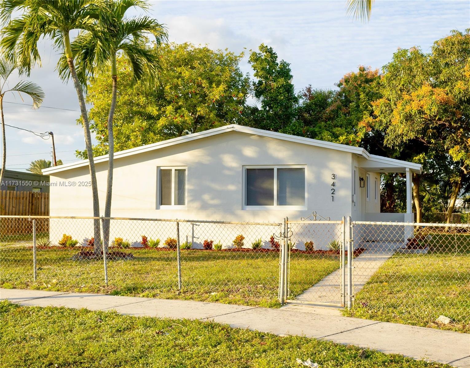 3421 NW 9th Ct, Lauderhill, Florida image 1