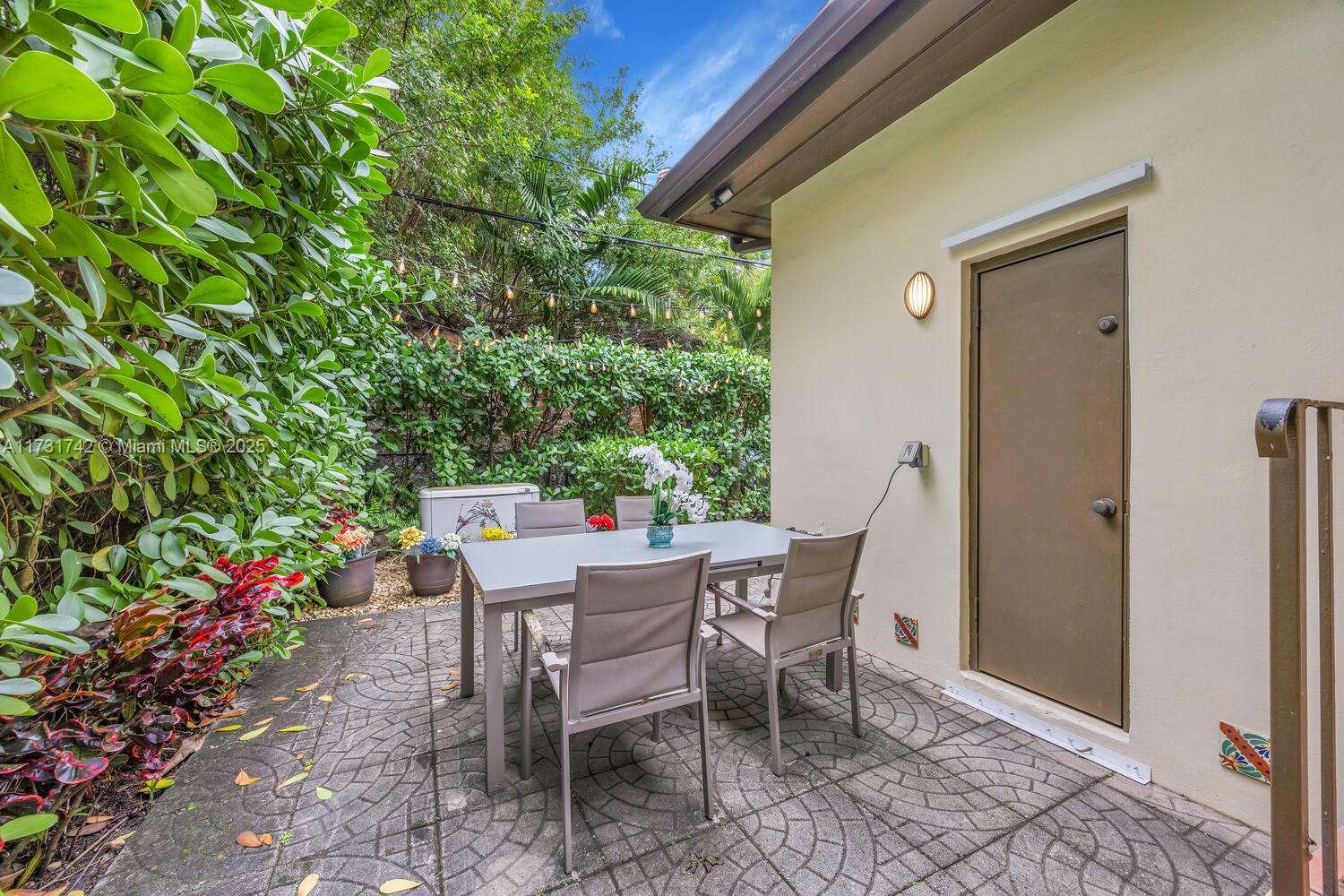 446 Majorca Ave, Coral Gables, Florida image 26