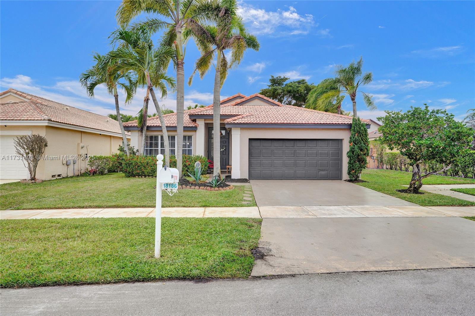 18186 SW 4th Ct, Pembroke Pines, Florida image 4