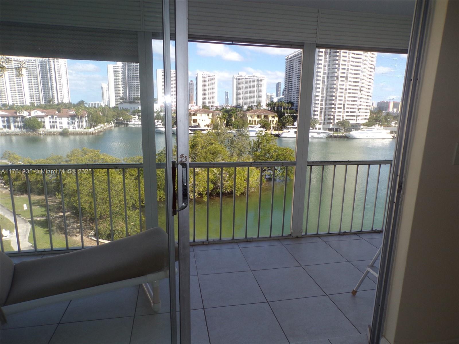 2930 Point East Dr #E602, Aventura, Florida image 9