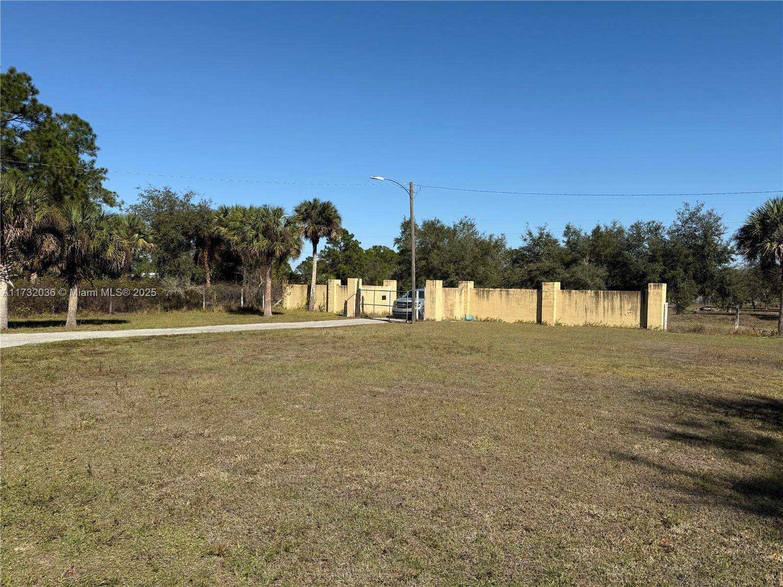 570 S Utopia St, Clewiston, Florida image 30