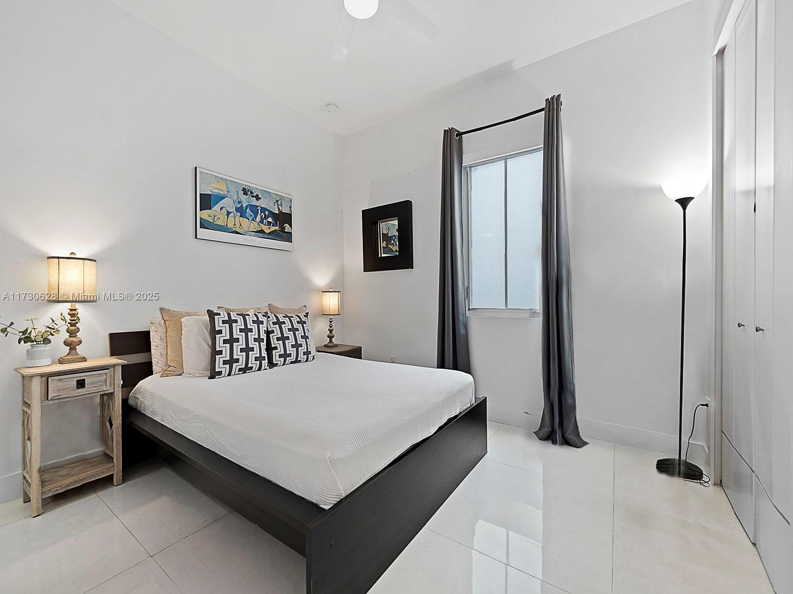 8271 NW 34th Dr, Doral, Florida image 33