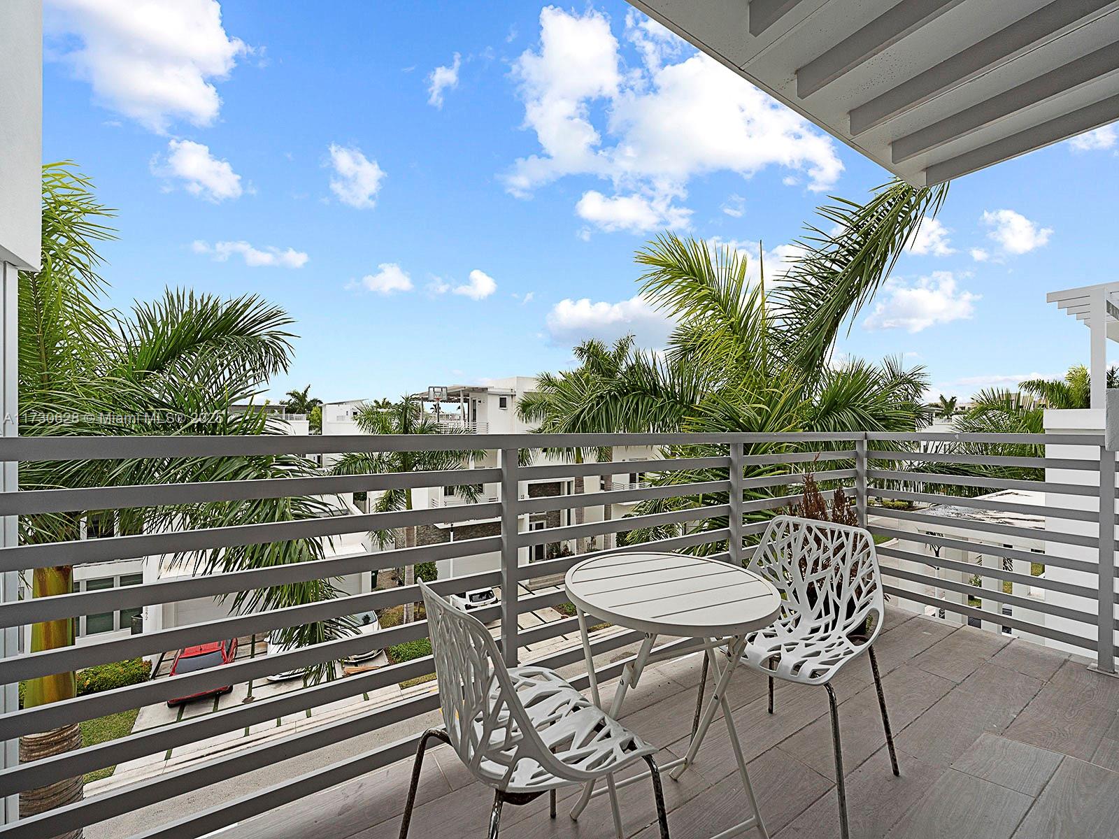 8271 NW 34th Dr, Doral, Florida image 40
