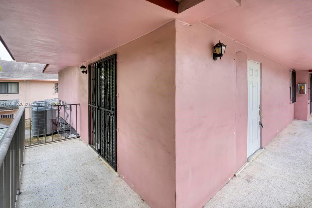 519 NW 10th Ave, Miami, Florida image 26