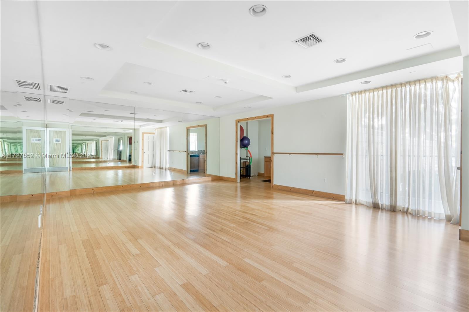 Listing Photo 18