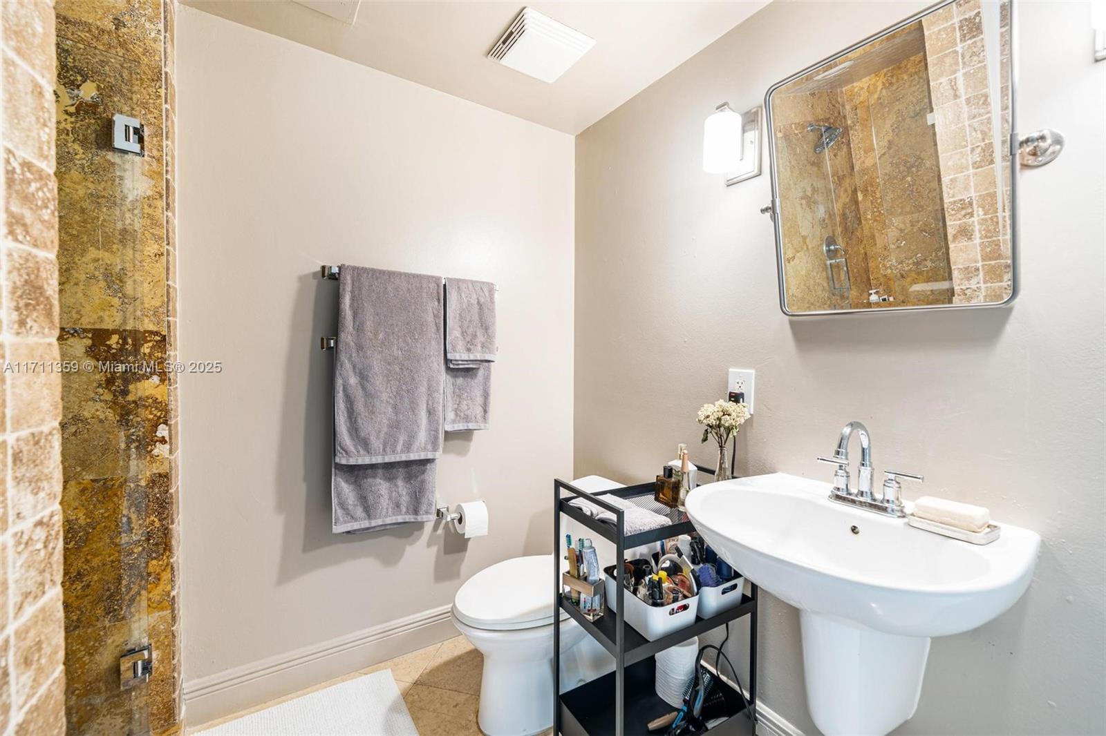 690 SW 1st Ct #501, Miami FL 33130