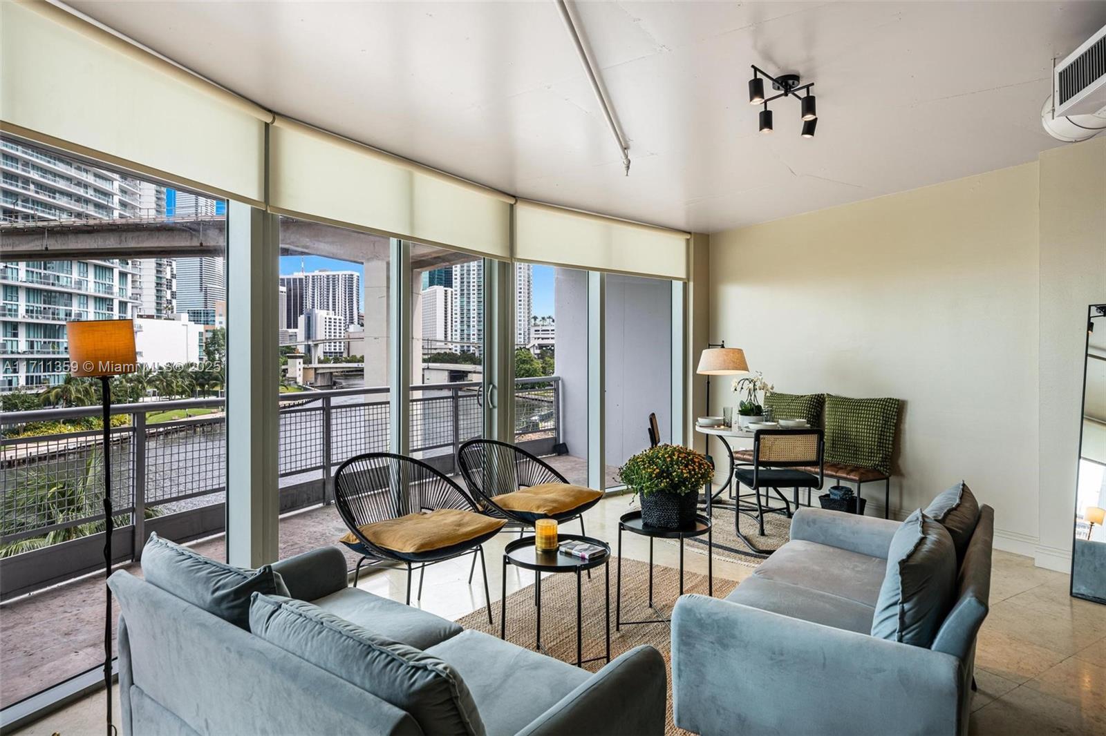 690 SW 1st Ct #501, Miami FL 33130