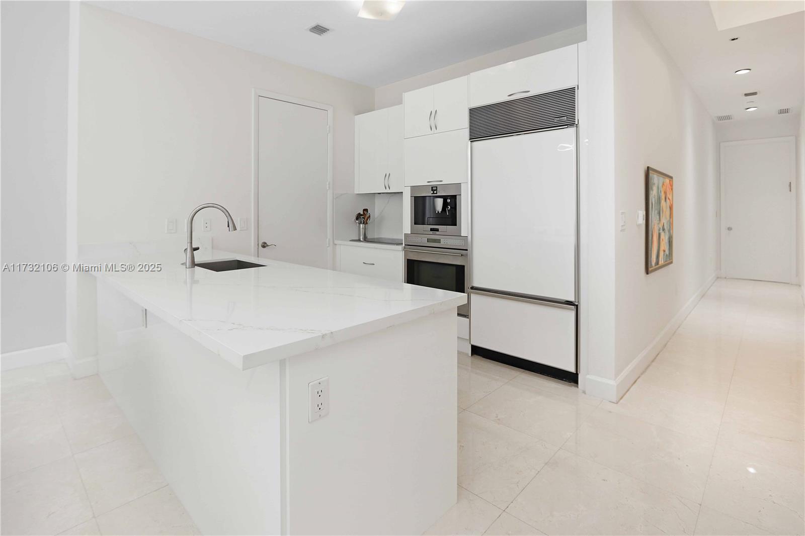 15901 Collins Ave #4102, Sunny Isles Beach FL 33160