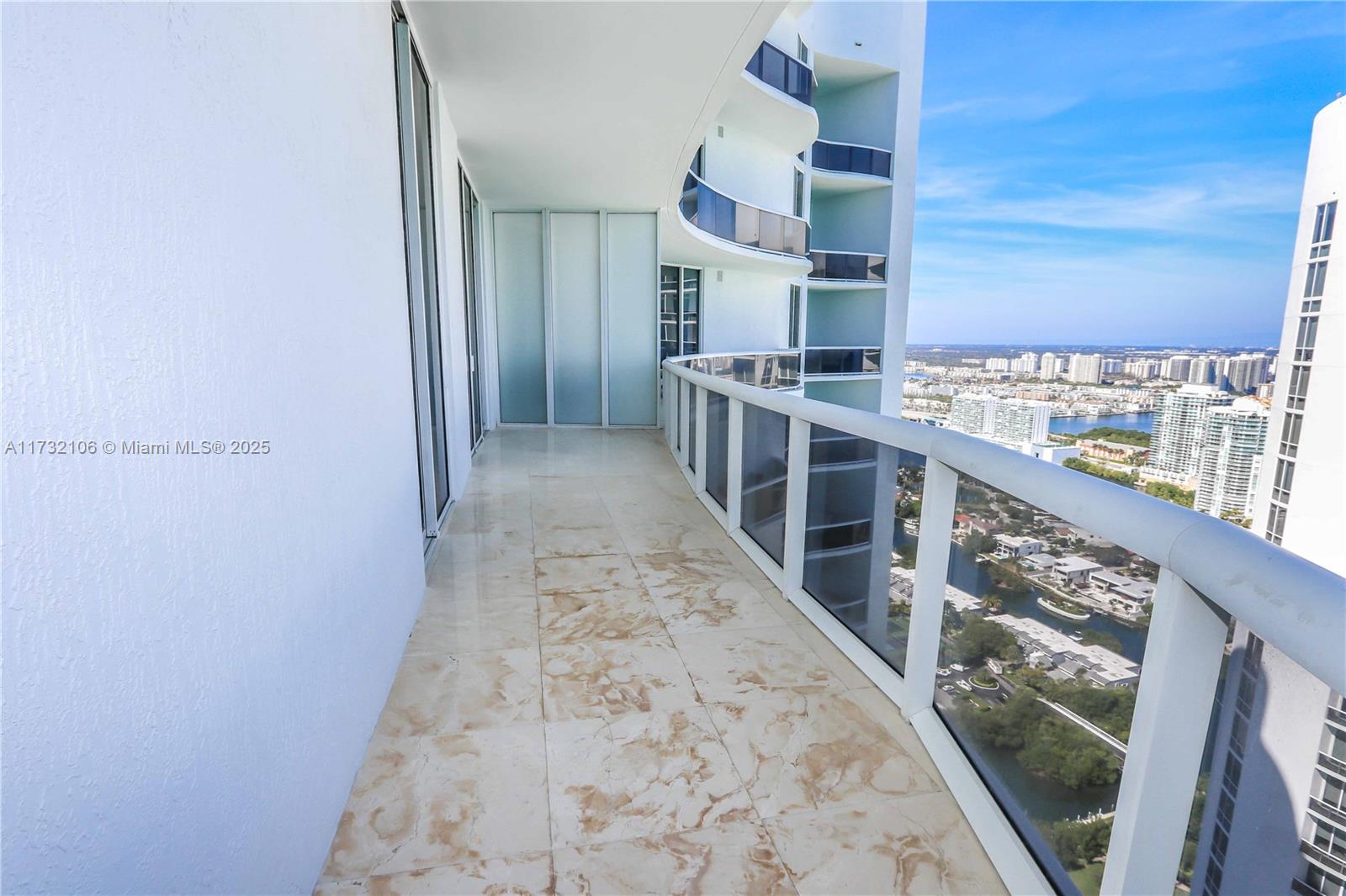 15901 Collins Ave #4102, Sunny Isles Beach FL 33160