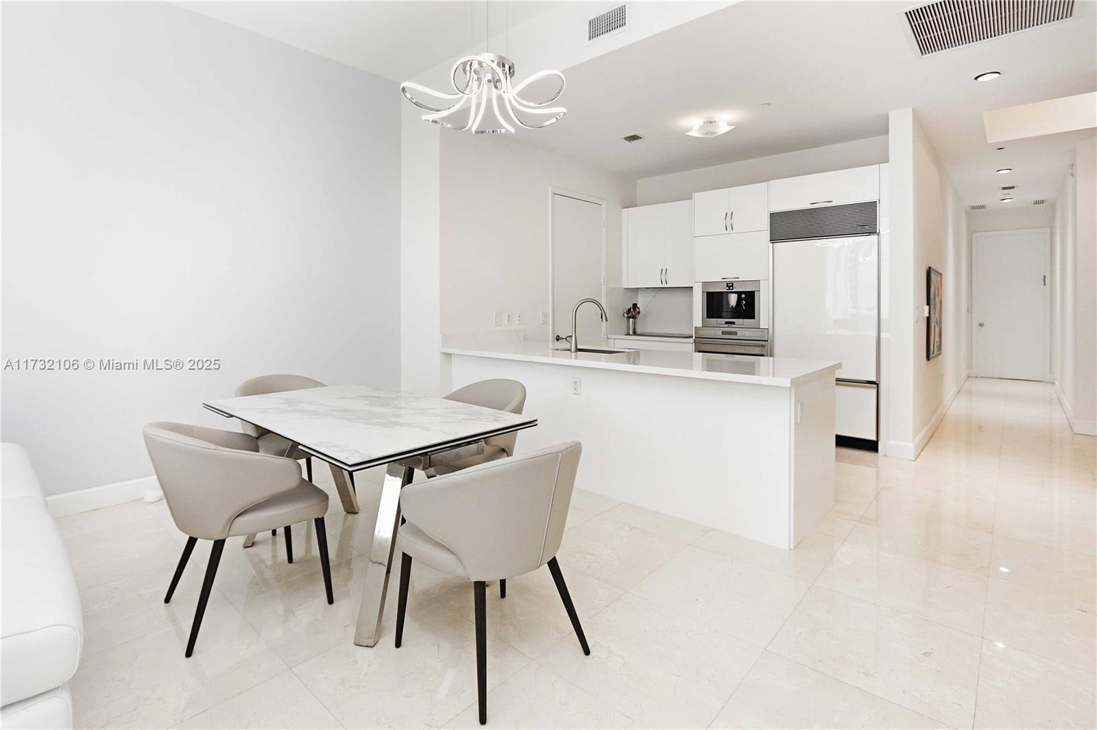 15901 Collins Ave #4102, Sunny Isles Beach FL 33160