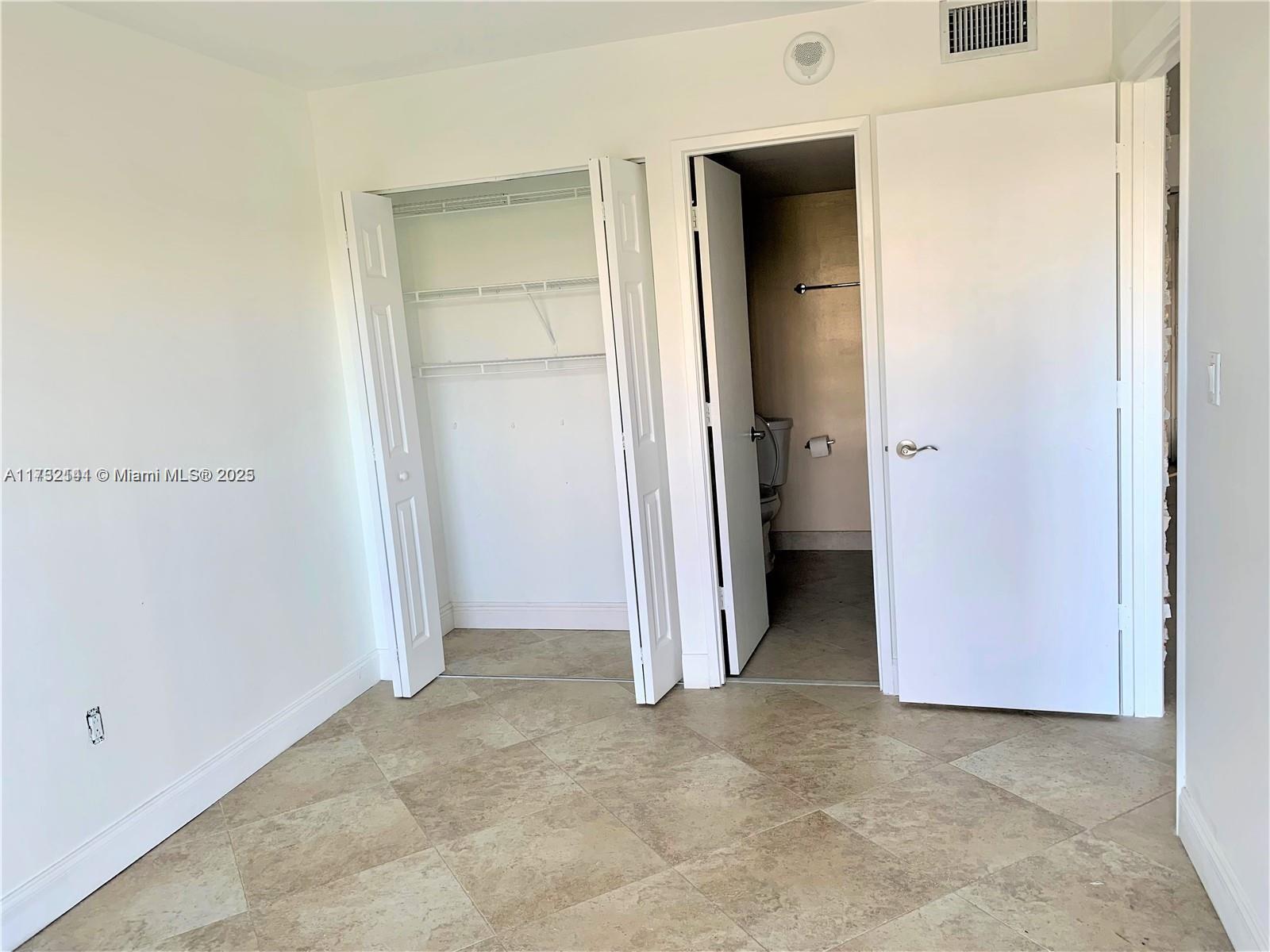 3701 N Country Club Dr #502, Aventura, Florida image 12