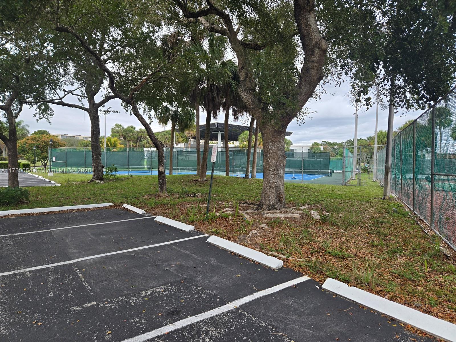 3591 Environ Blvd #A305, Lauderhill, Florida image 39