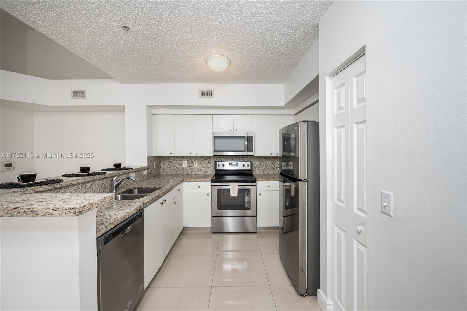 2280 E Preserve Way #303, Miramar, Florida image 1
