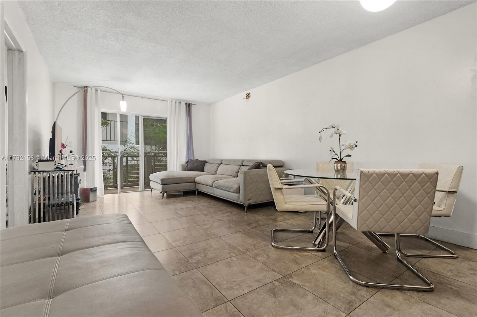 716 Michigan Ave #204, Miami Beach, Florida image 6