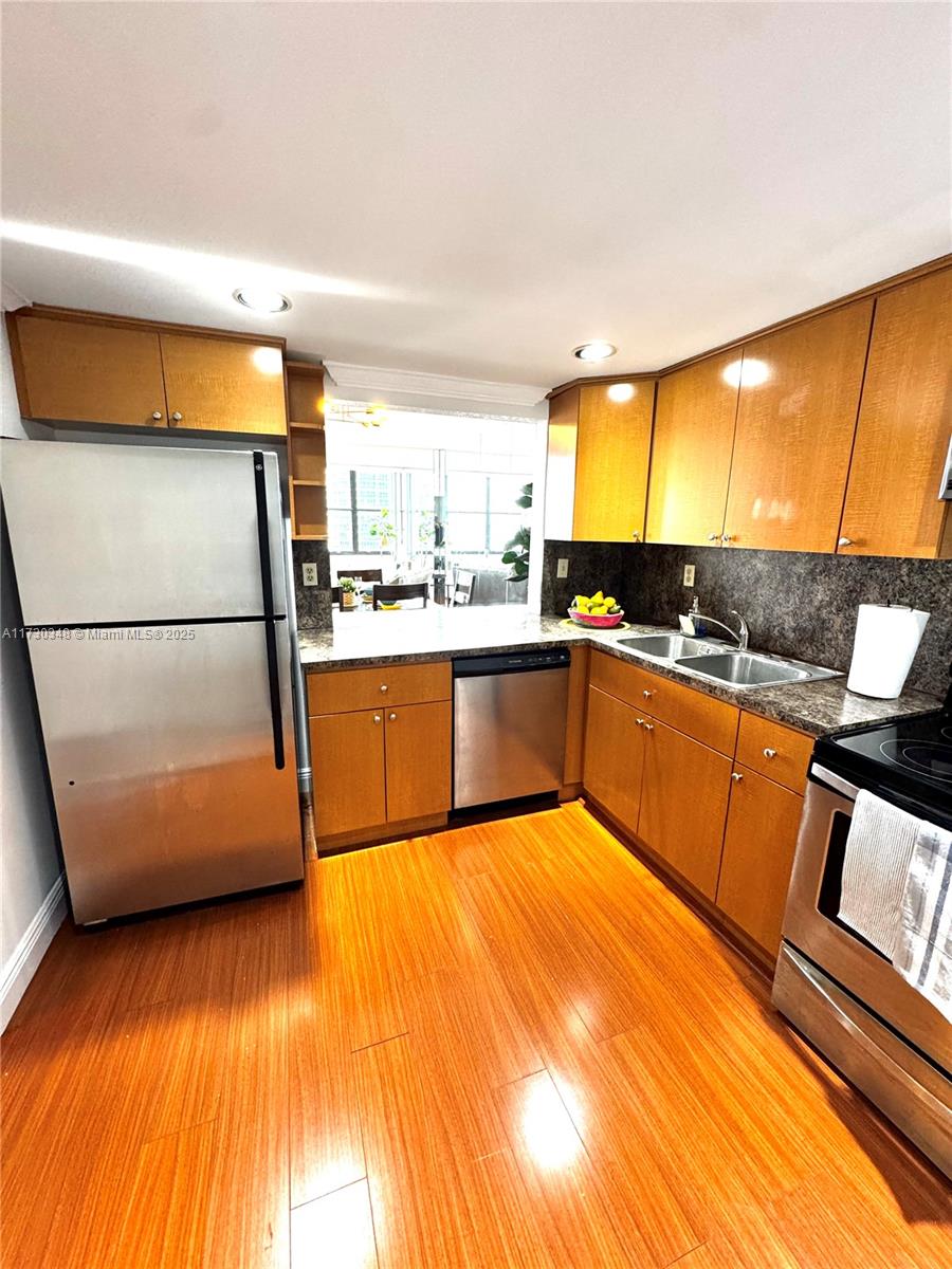 1925 Brickell Ave #D2109, Miami FL 33129
