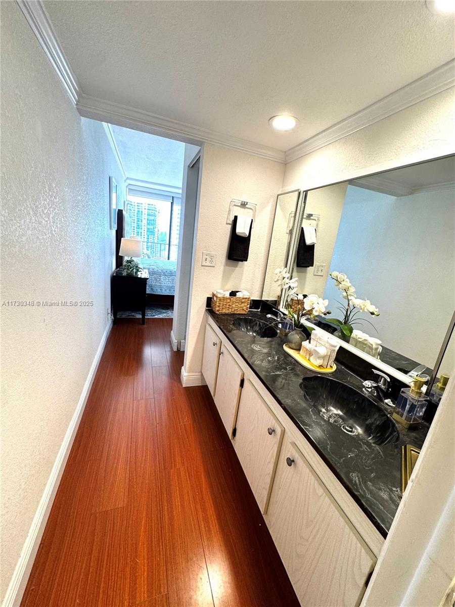 1925 Brickell Ave #D2109, Miami FL 33129