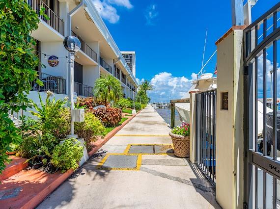 1925 Brickell Ave #D2109, Miami FL 33129
