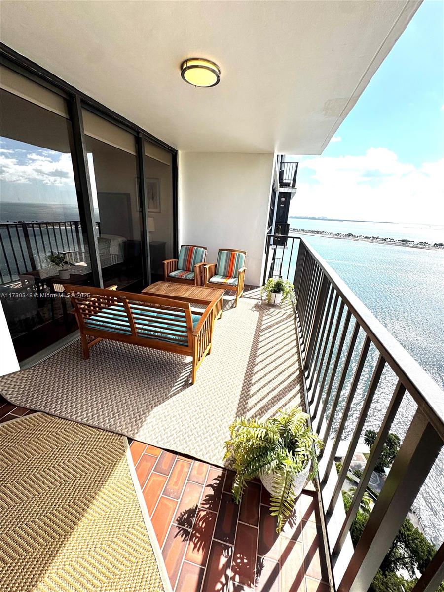 1925 Brickell Ave #D2109, Miami FL 33129